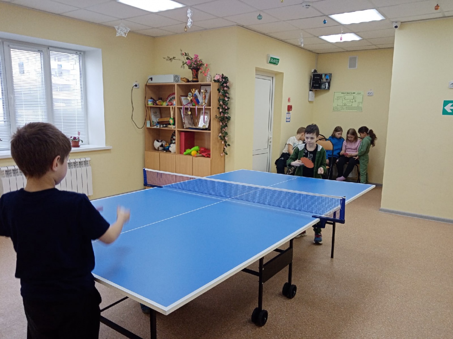 ГК Монострой приобрела теннисный стол для детского досугового центра в Юрьевце.