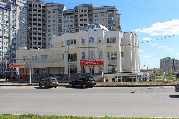 Торгово-офисный центр,  ул. Сперанского 11